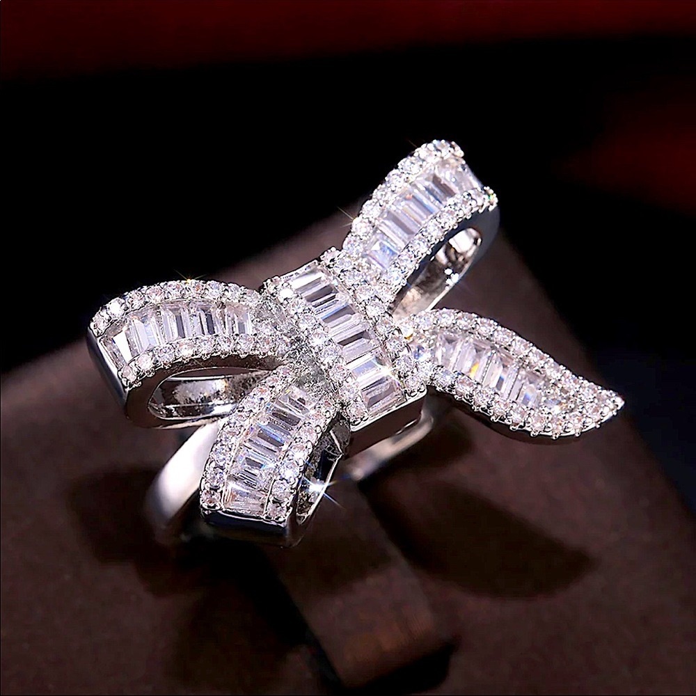 Elegant Silver Bow Ring